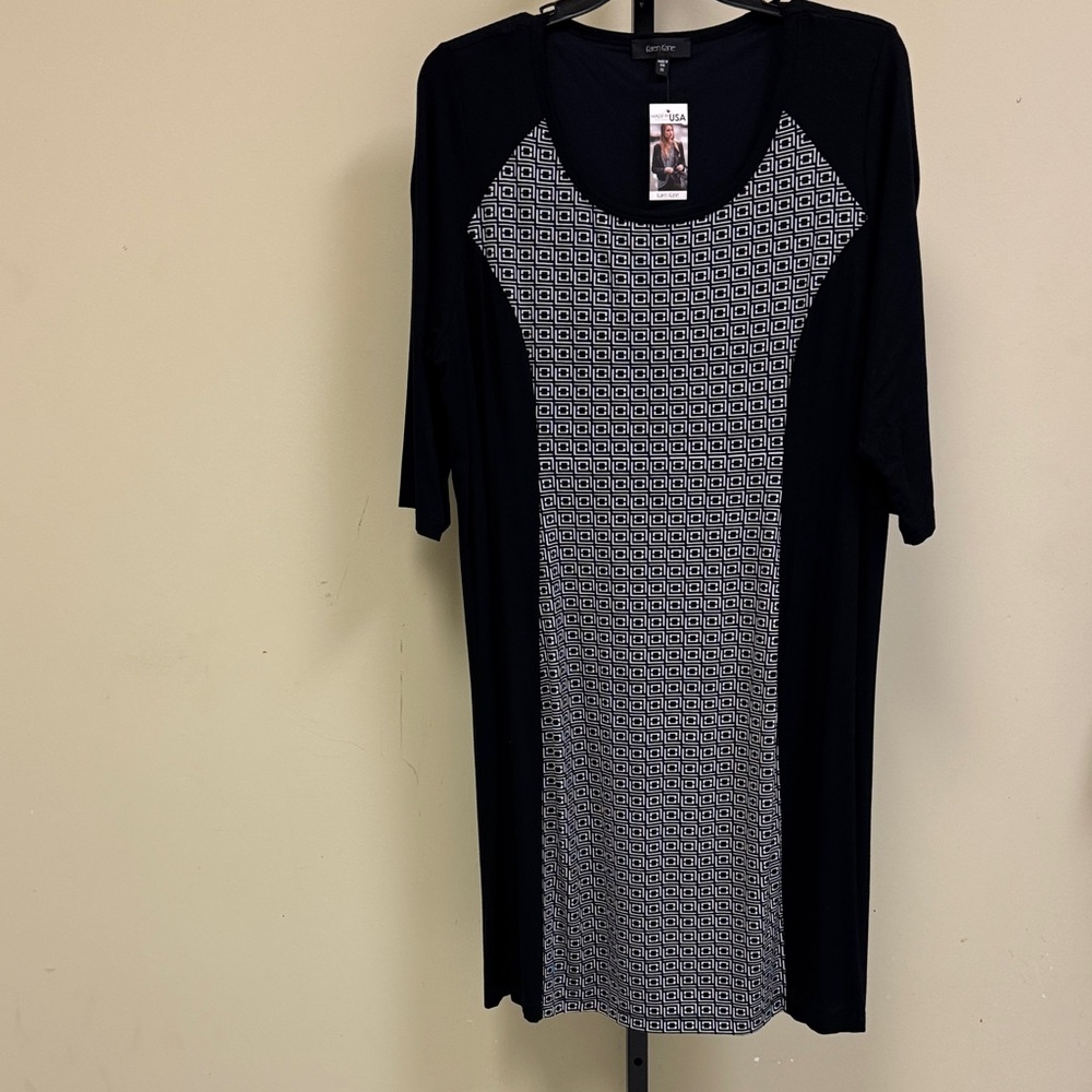 Karen Kane Black and White Geometric Tunic Dress